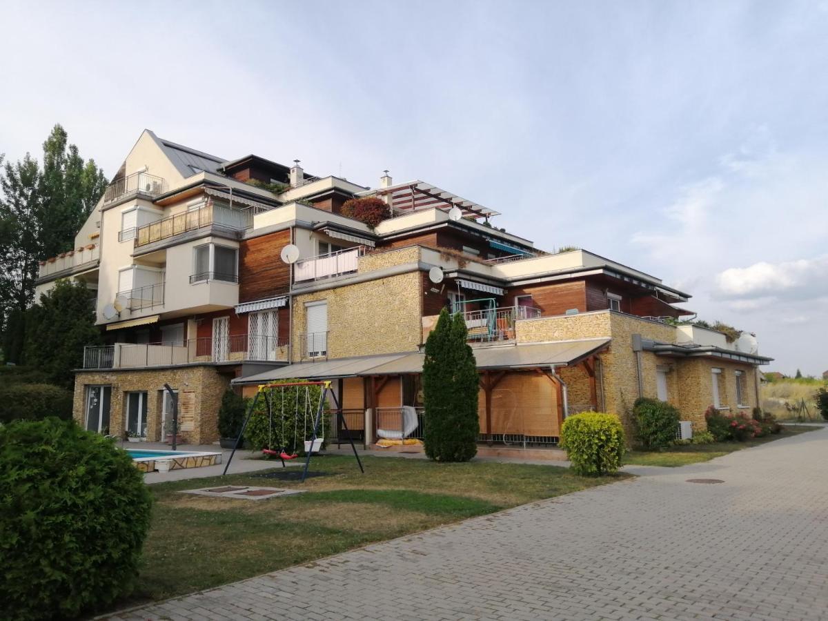 Wildflower Apartment بالاتونفوريد المظهر الخارجي الصورة